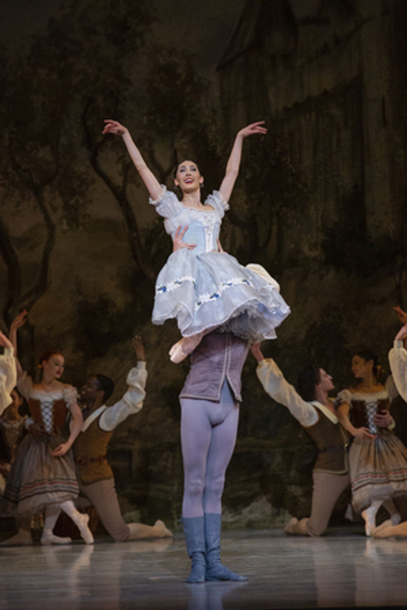 Review: Ballet West's GISELLE Celebrates the Classic Beauty of a Heartbreaking Story that Never Grows Old  Image
