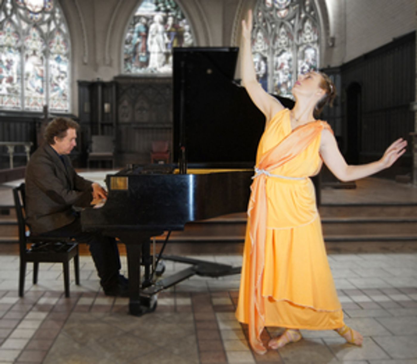 Robert Bruce and Kate Hilliard Will Present ETERNAL SPRING Robert Bruce and Kate Hilliard Will Present ETERNAL SPRING Image