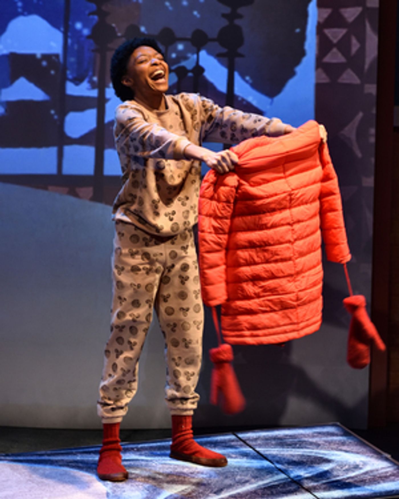 Review: THE SNOWY DAY AND OTHER STORIES at Adventure Theatre  Image