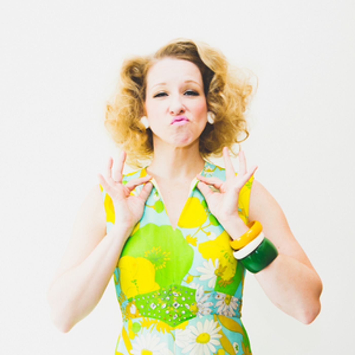 Interview: Molly Pope of MOLLY POPE, A GAY MAN, AND A PIANO at The Duplex  Image