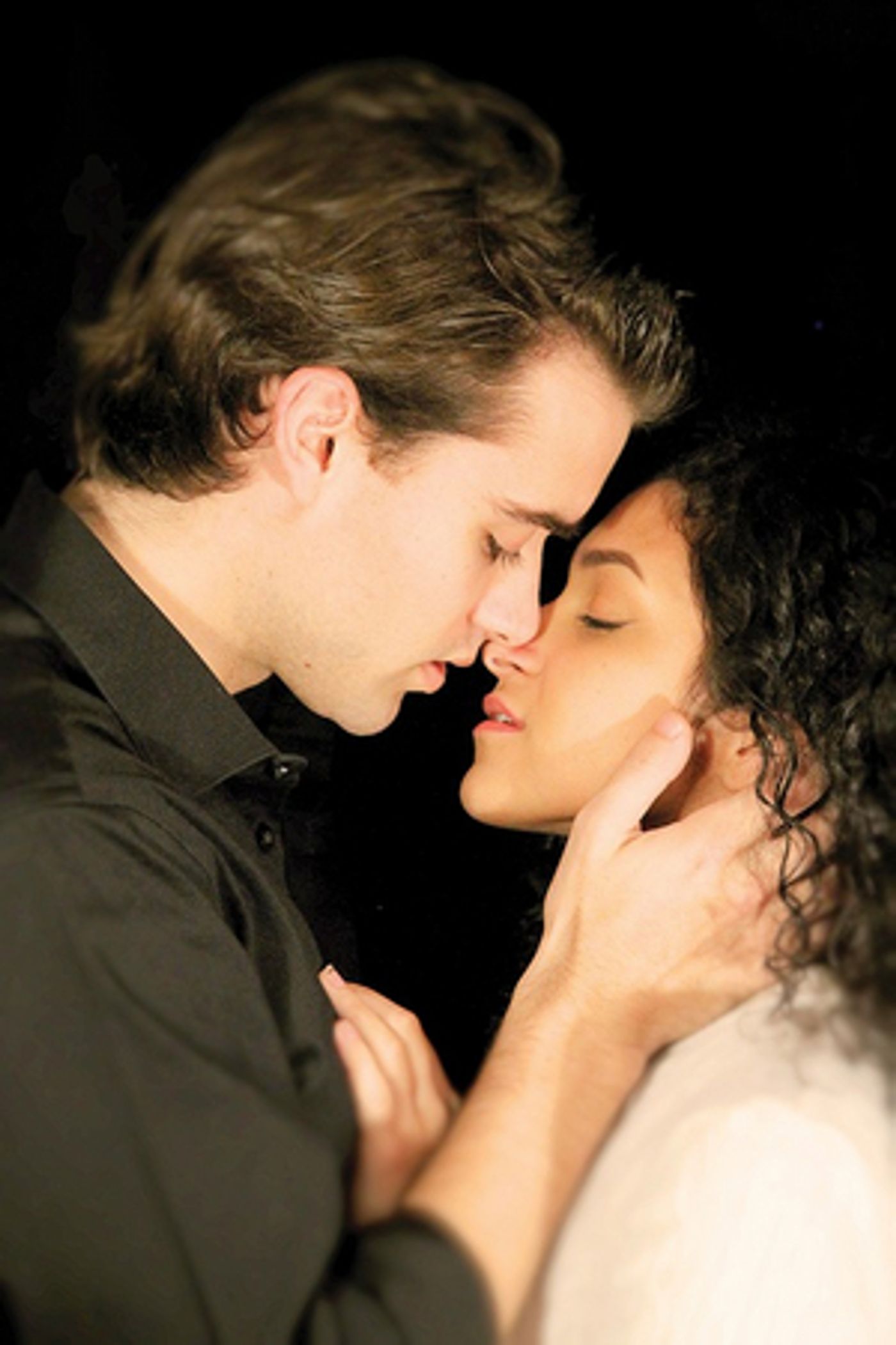 Review: ROMEO AND JULIET at Oklahoma Shakespeare is riveting, romantic, and incredibly relevant.  Image