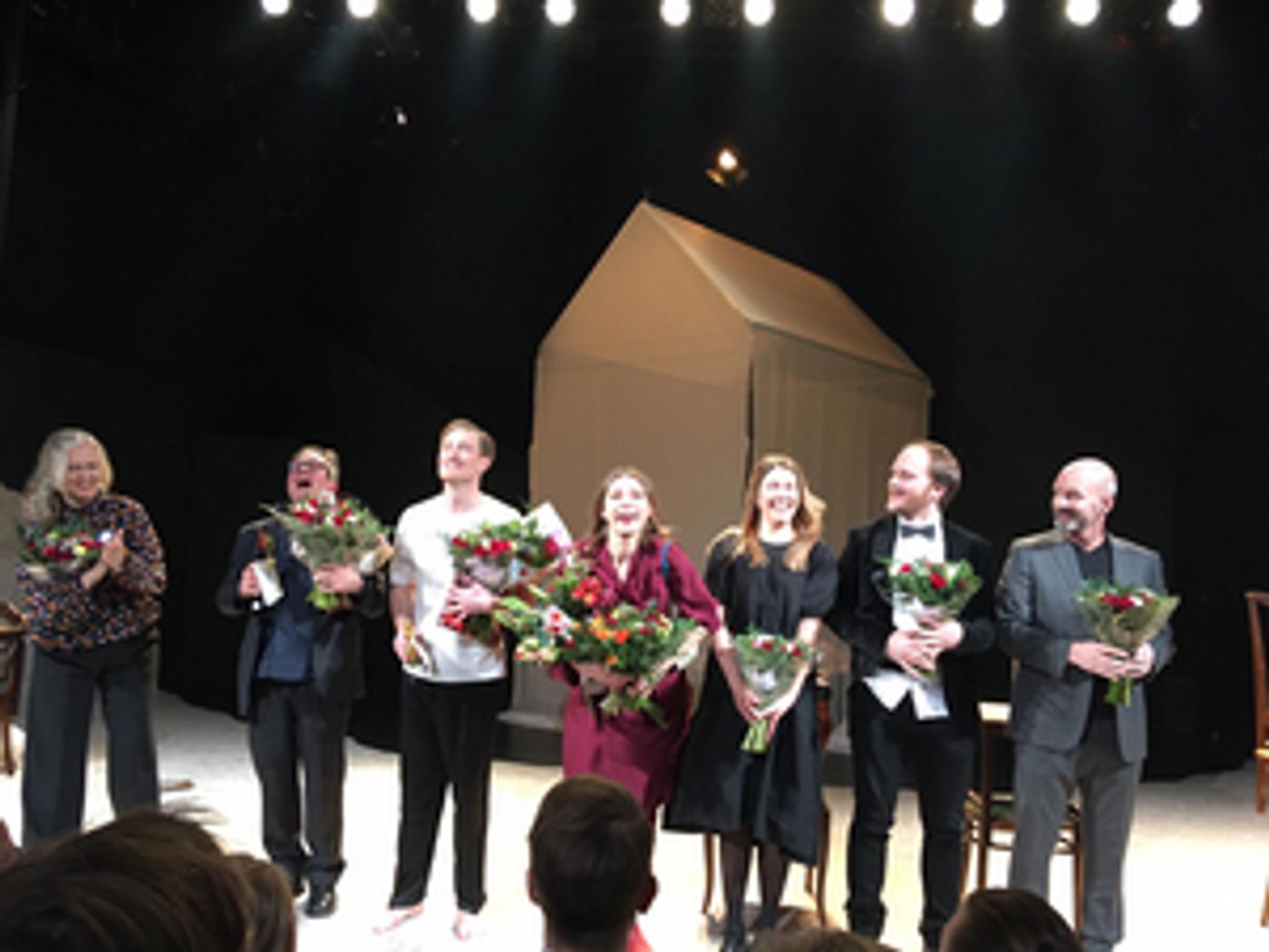 Review: PRYDH (THE PRUDES) at Playhouse Teater  Image