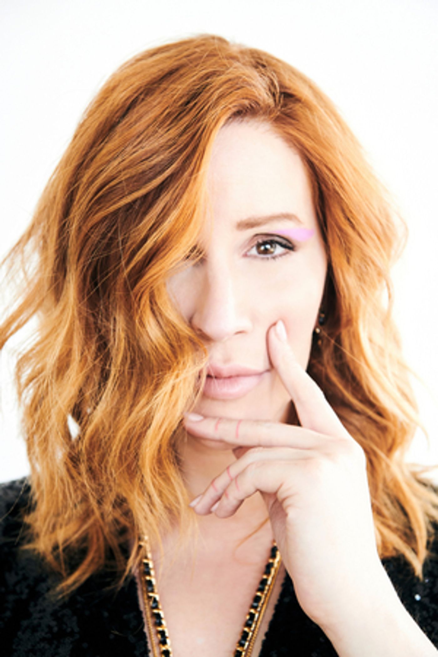 Review: OUR LADY J's Concert For Lincoln Center's American Songbook Enlivened And Enlighted The Crowd About This Golden-Voiced American Songwriter  Image