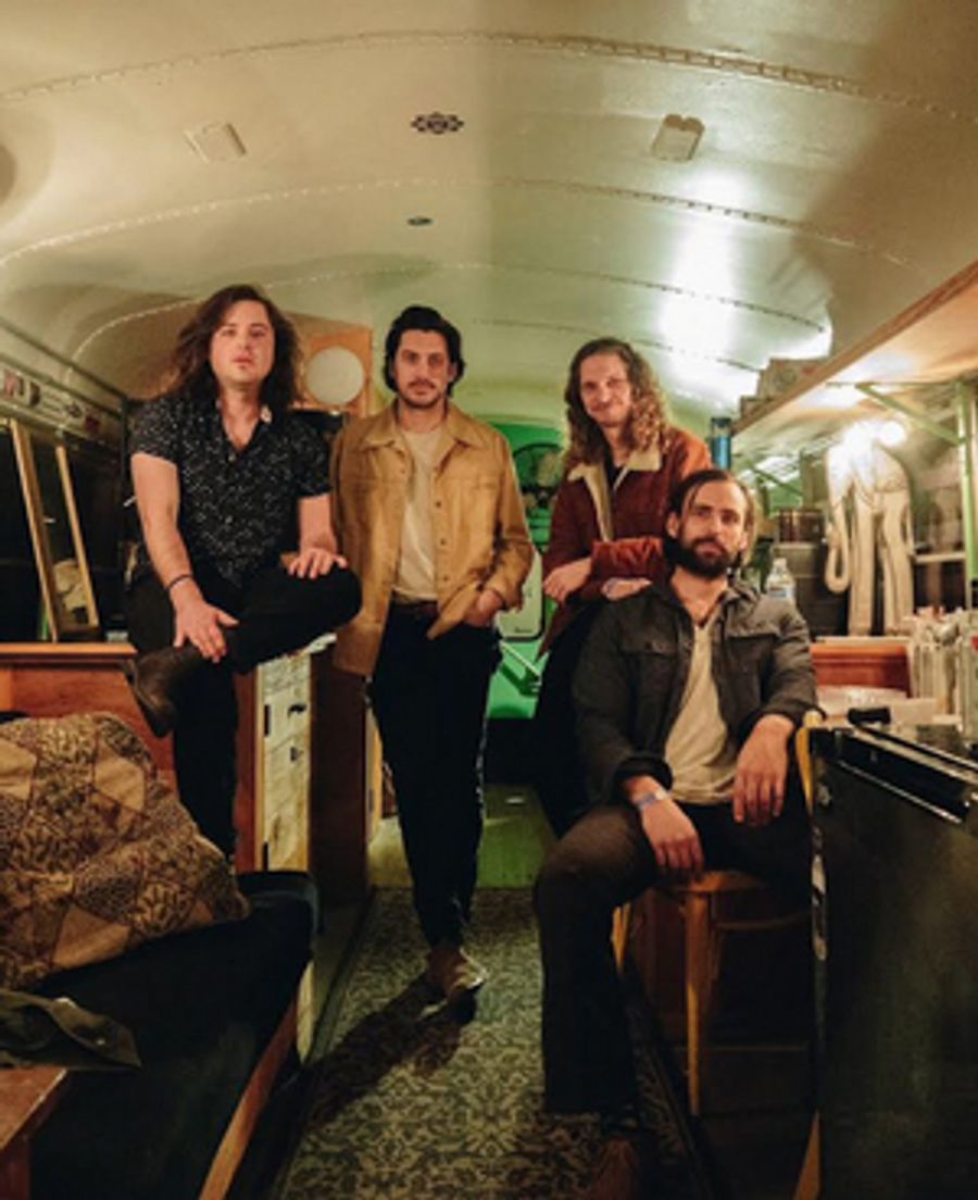 Mo Lowda & The Humble Release New Single 'Pearls' Image