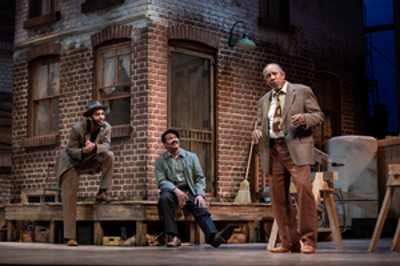 Review: FENCES at Virginia Rep Is a Perfect Realization of a Great Play  Image