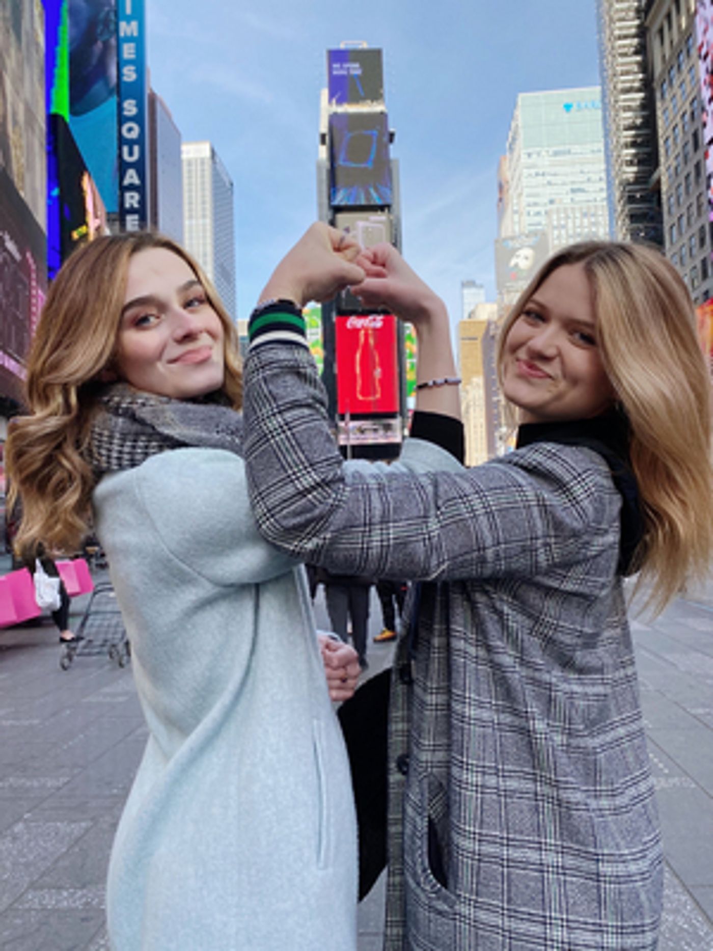 Review: A Stellar Cast Belts Their Hearts Out for I AM WOMAN at Feinstein's/54 Below  Image