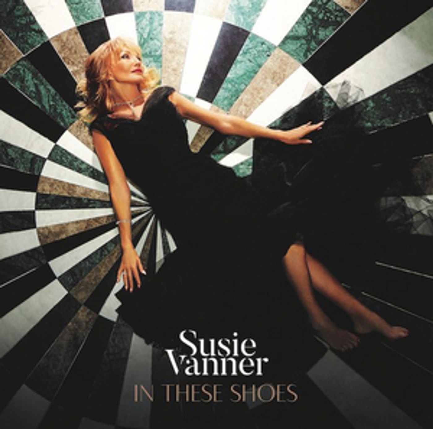 Susie Vanner Announces New Album and Shares 'Nobody Does It Better'  Image