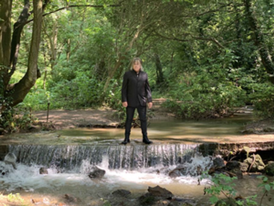 Mike Peters of The Alarm Announces STREAM - 'Hurricane of Change' Image