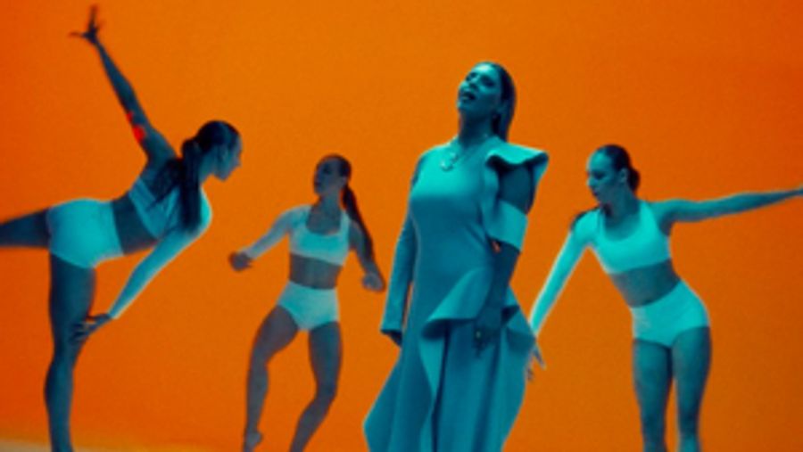 Empara Mi Shares Video for 'Shout' Image