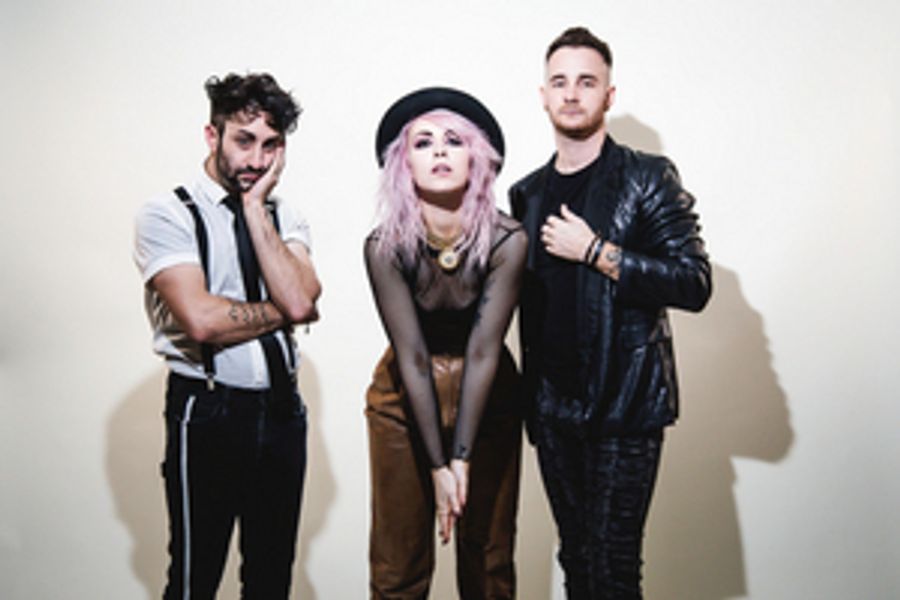 The Foxies Release 'Call Me When Your Phone Dies' Image