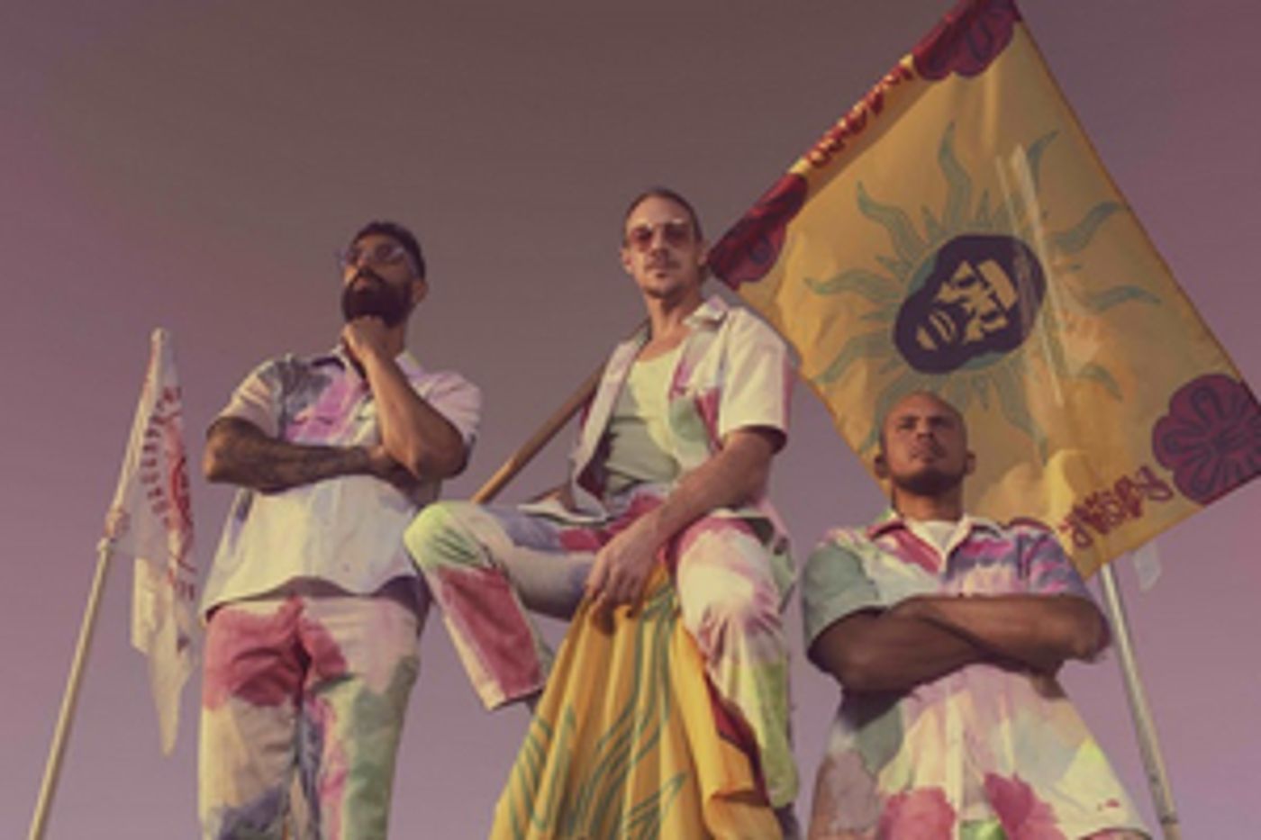 Major Lazer Debuts 'Lay Your Head On Me' Featuring Marcus Mumford Major Lazer Debuts 'Lay Your Head On Me' Featuring Marcus Mumford Image