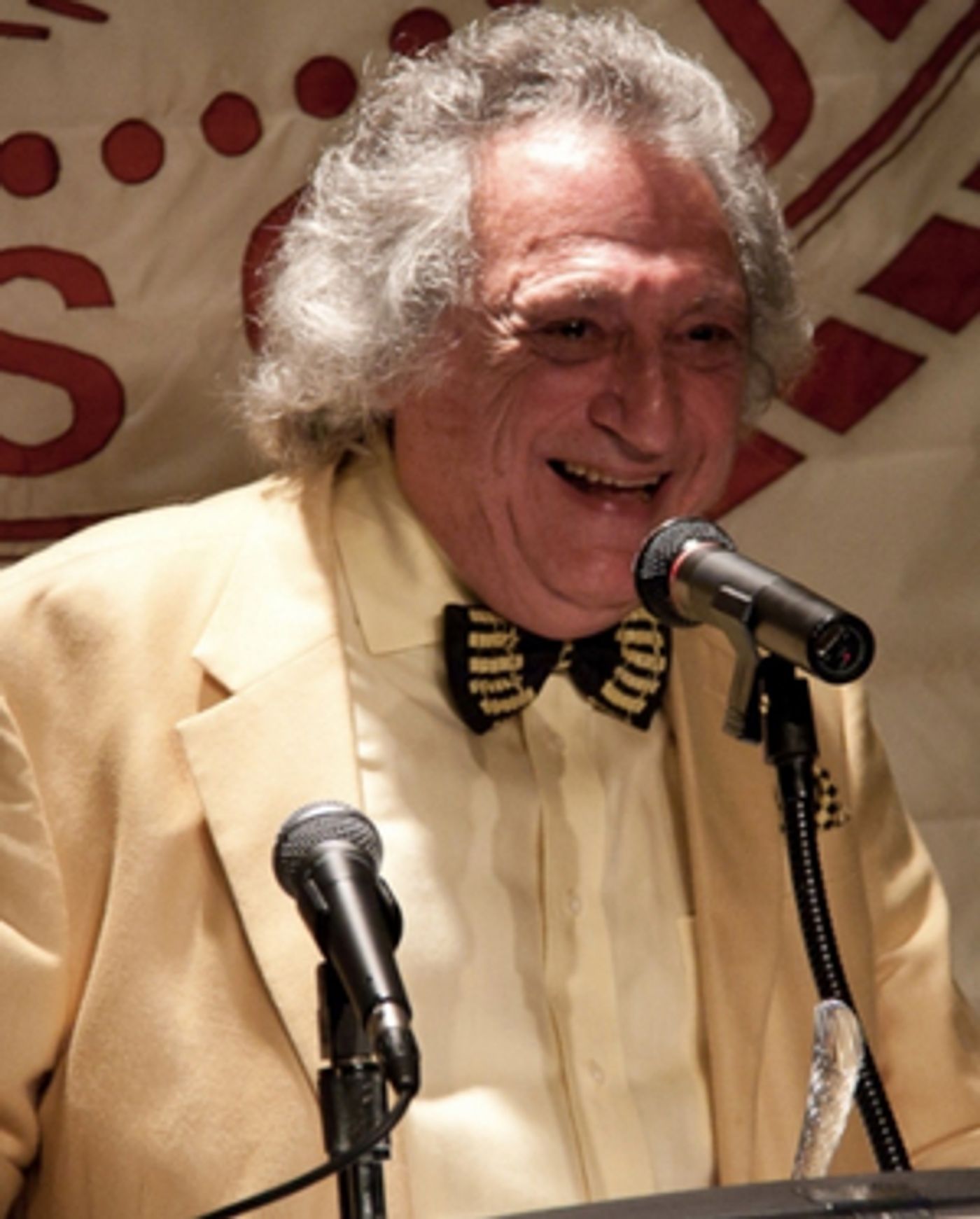 Former Drama Desk President William Wolf Passes Away  Image