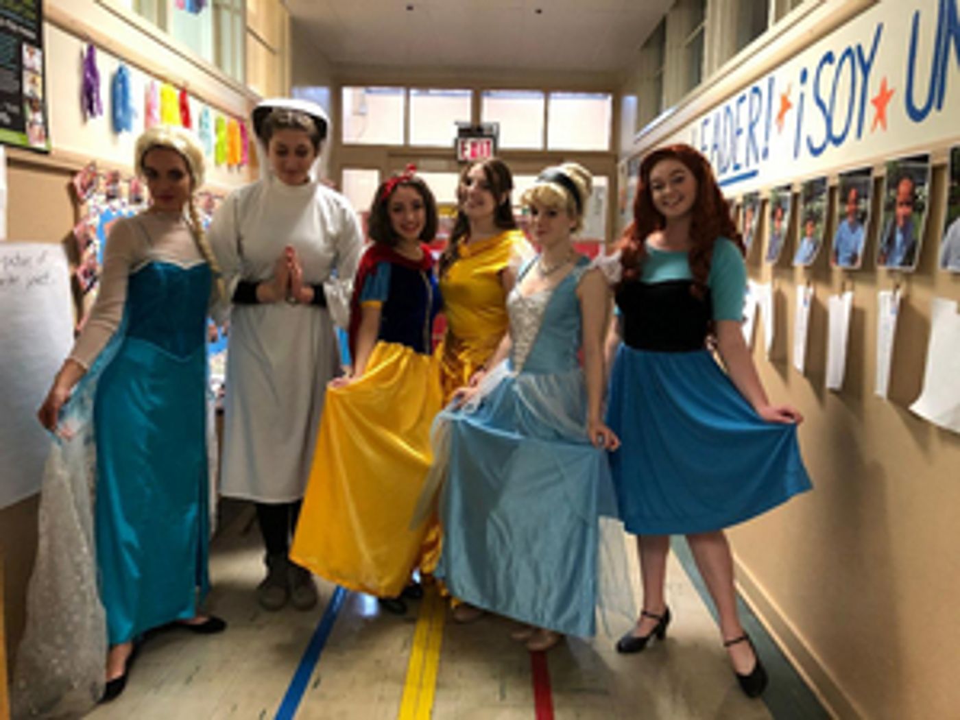 BWW Spotlight Series: Meet Sydney Holliday, an Actor and College Freshman Studying Theatre, Media and Communications  Image