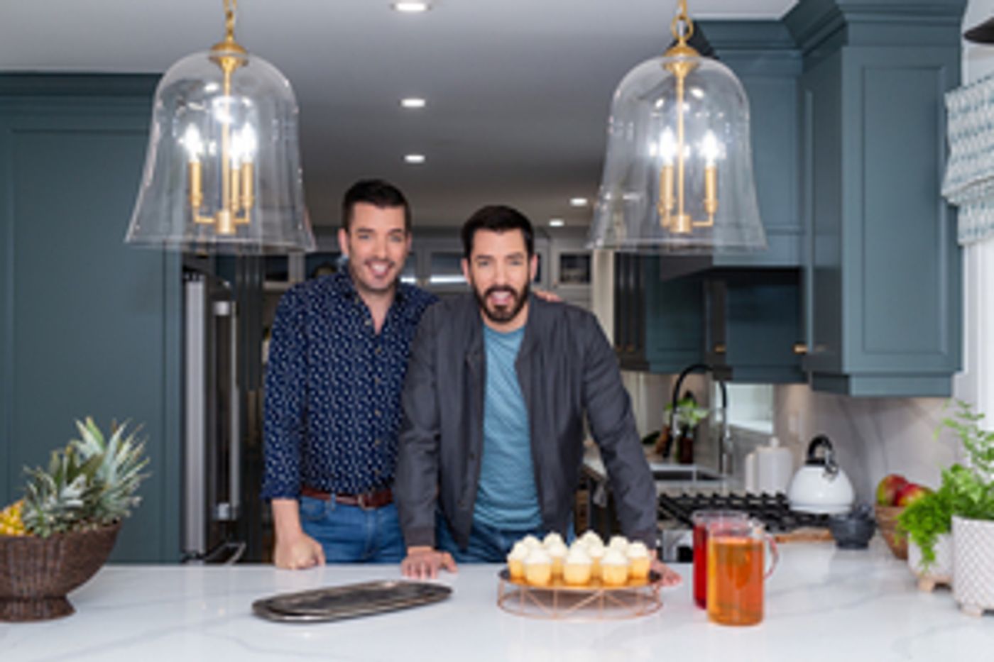 HGTV Announces Premiere Date for New Season of PROPERTY BROTHERS: FOREVER HOME HGTV Announces Premiere Date for New Season of PROPERTY BROTHERS: FOREVER HOME Image