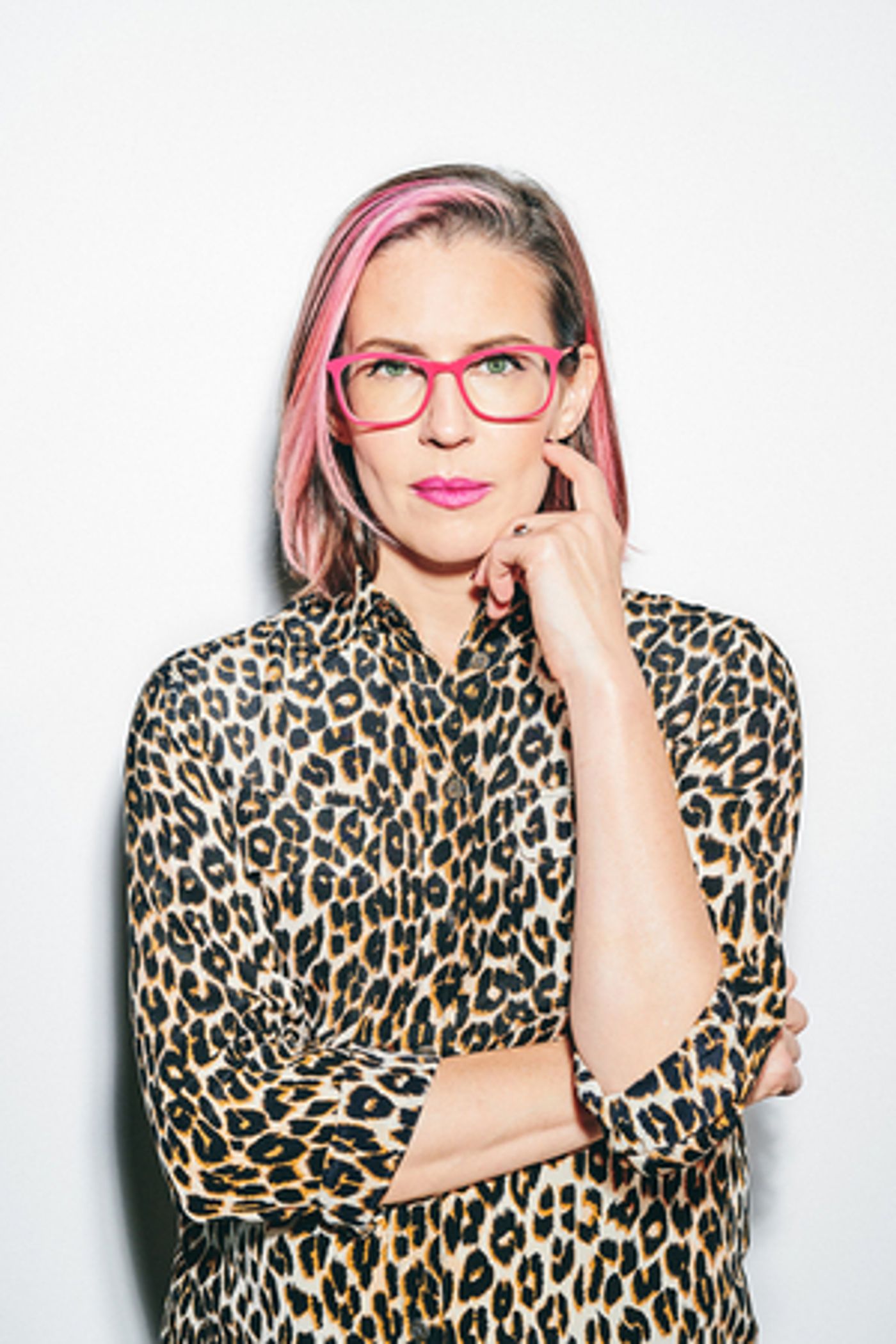 Lauren Gunderson, David Henry Hwang & More to Select Winners of #ENOUGH: PLAYS TO END GUN VIOLENCE Contest Lauren Gunderson, David Henry Hwang & More to Select Winners of #ENOUGH: PLAYS TO END GUN VIOLENCE Contest Image