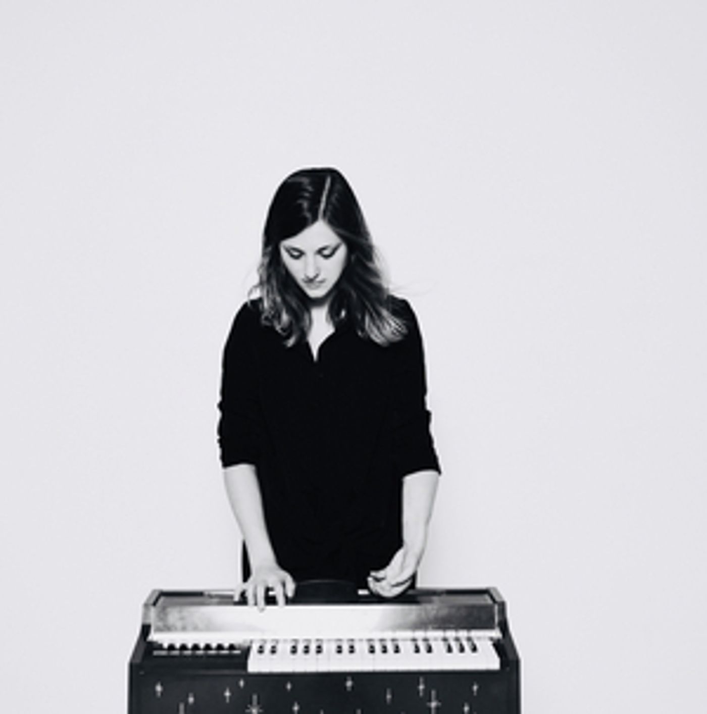 Molly Joyce's Debut Album to be Released on June 5 Molly Joyce's Debut Album to be Released on June 5 Image