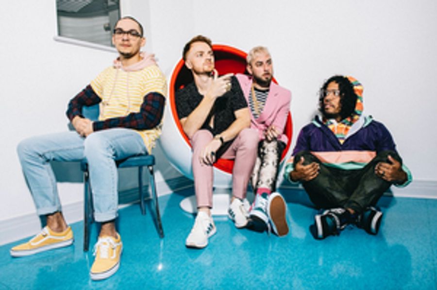 Issues Drop Stripped Down Version Of Single 'Tapping Out' Image