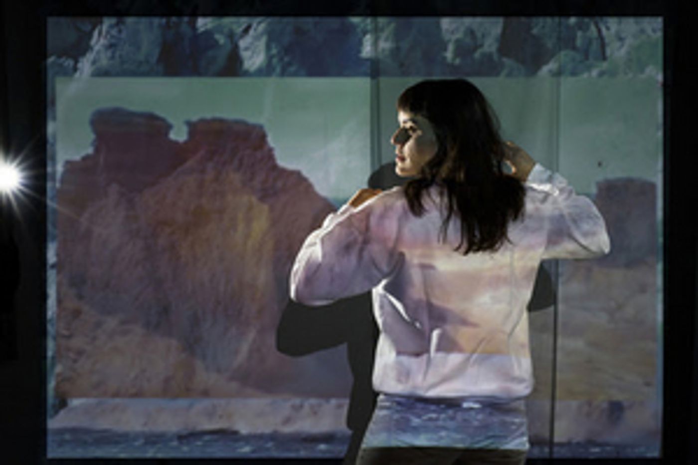 Emily Wells Announces New Album IN THE DARK MOVING Release Date Emily Wells Announces New Album IN THE DARK MOVING Release Date Image