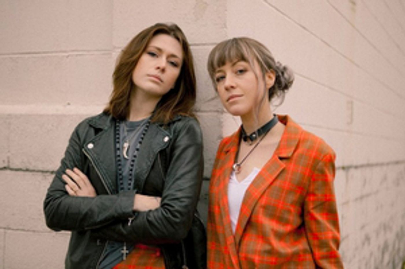 Larkin Poe Announce New Video & Rescheduled 2021 Tour Dates  Image
