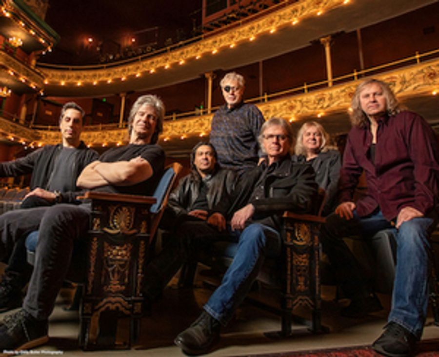 KANSAS Launch Video For 'Throwing Mountains,' First Track From New Album Image