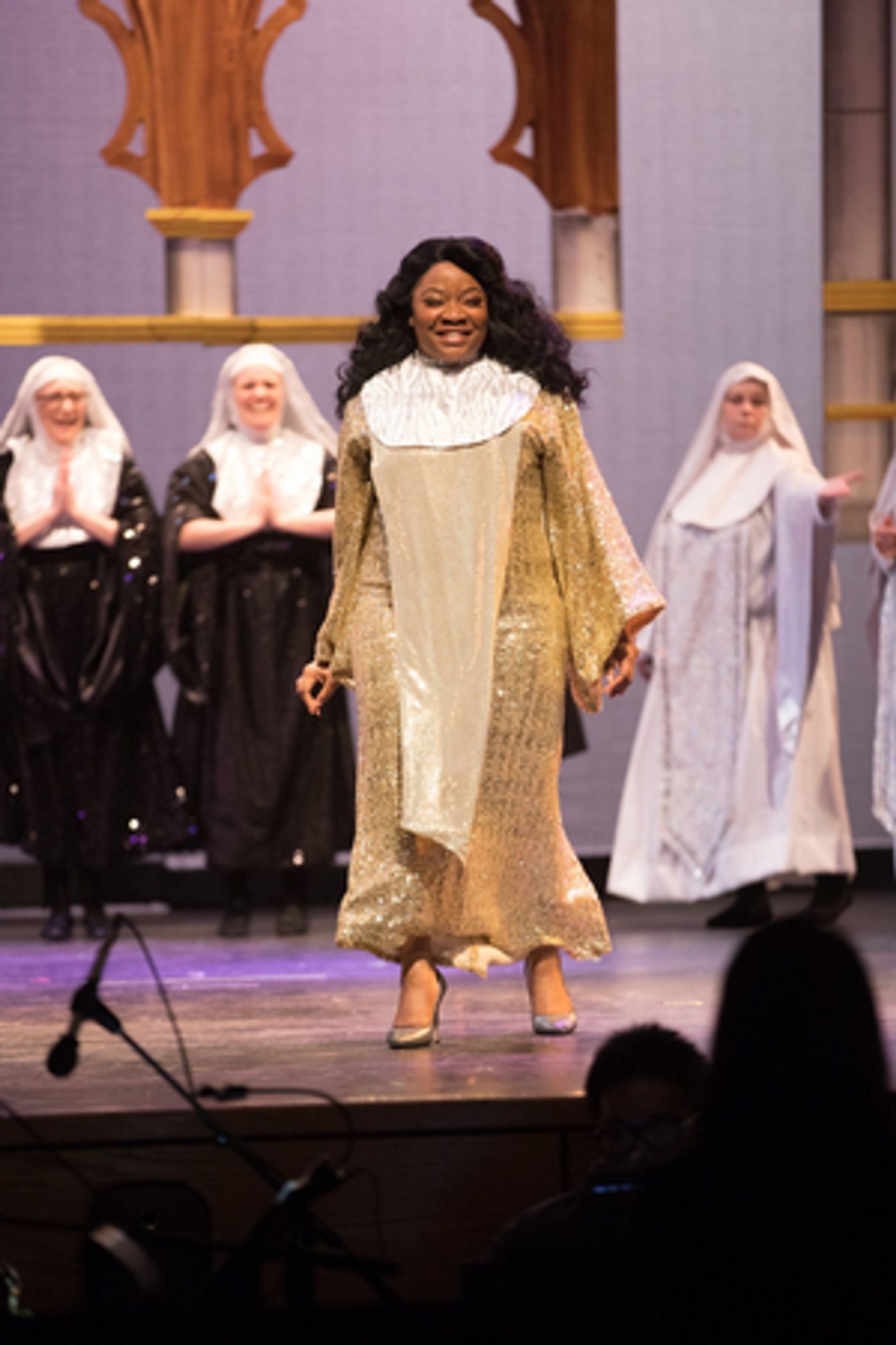 BWW Spotlight Series: Meet Elizabeth Adabale Who Studied Pre-Med at USC Before The Stage Called Her Elsewhere  Image