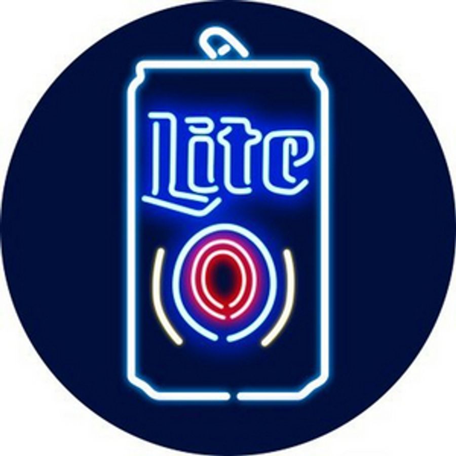 Luke Combs And Miller Lite Come Together To Support Bartenders Nationwide Image