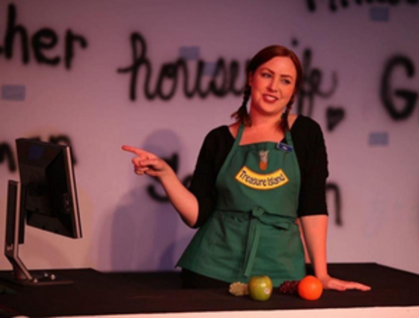 BWW Spotlight Series: Meet Suzanne Mayes, a Native Angeleno Who Went from Future Astronaut to Shining Onstage  Image