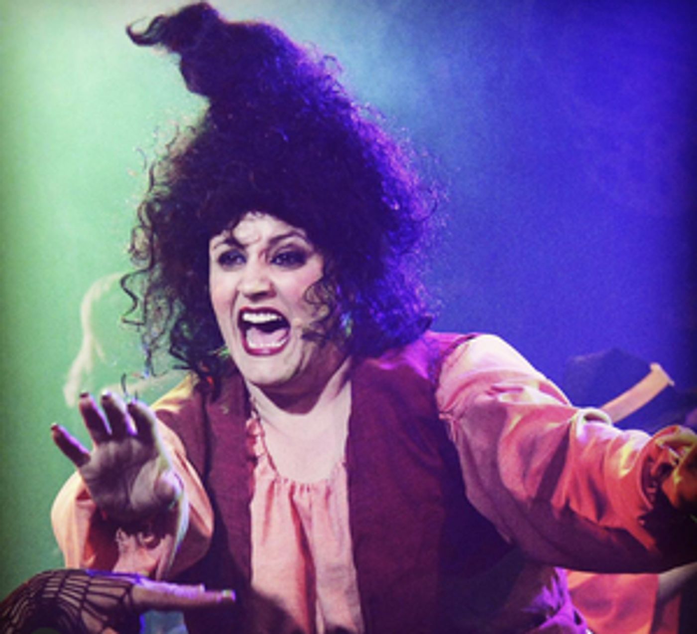 BWW Spotlight Series: Meet Gina D'Acciaro, an L.A. Actress and Regular Performer at Rockwell Table & Stage  Image