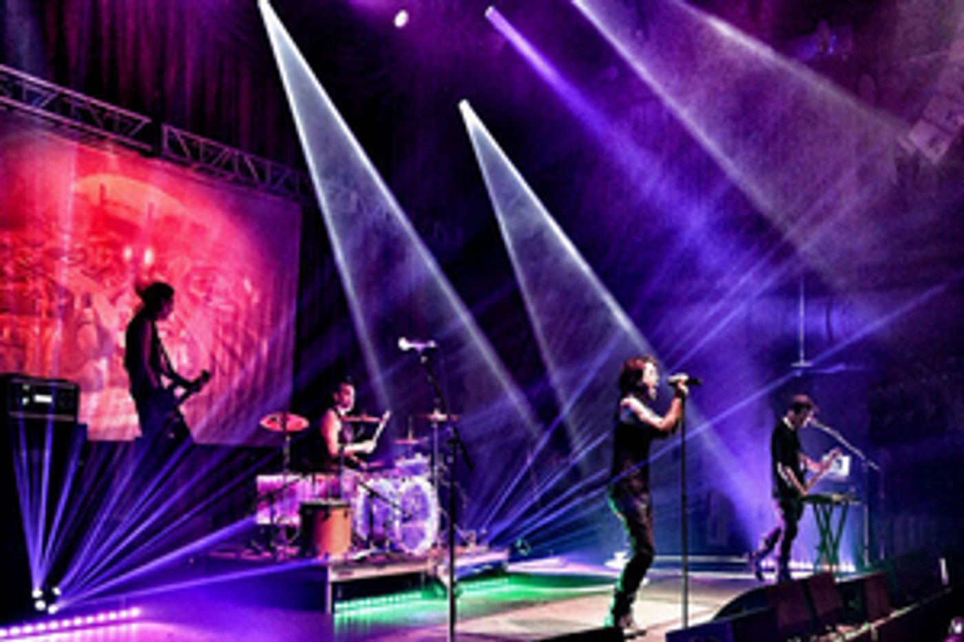 Stabbing Westward Signs New Record Deal With COP International  Image