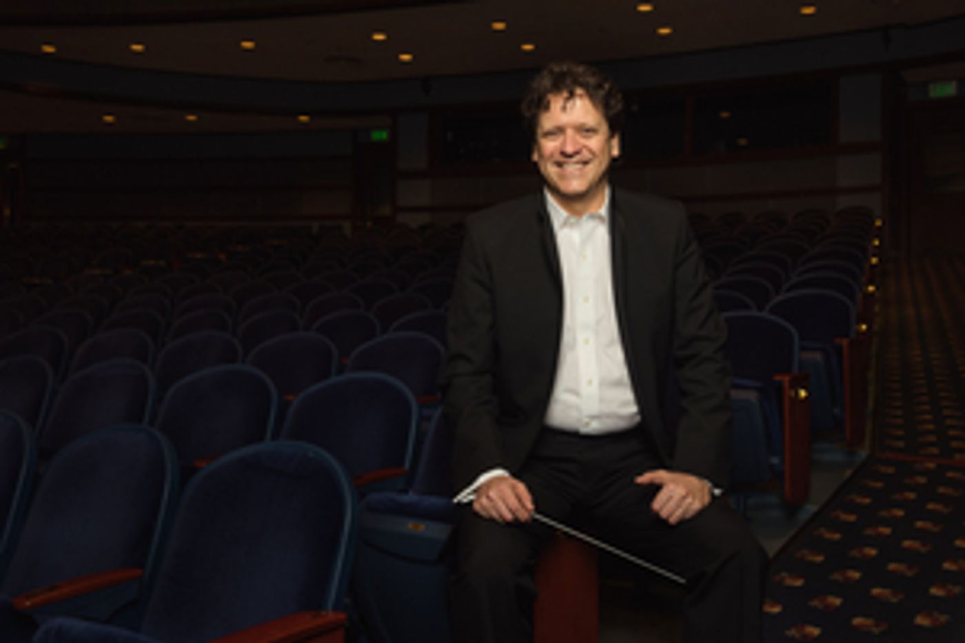 Conductor Donato Cabrera Announces Online Performance With Violinist Alexi Kenney Conductor Donato Cabrera Announces Online Performance With Violinist Alexi Kenney Image