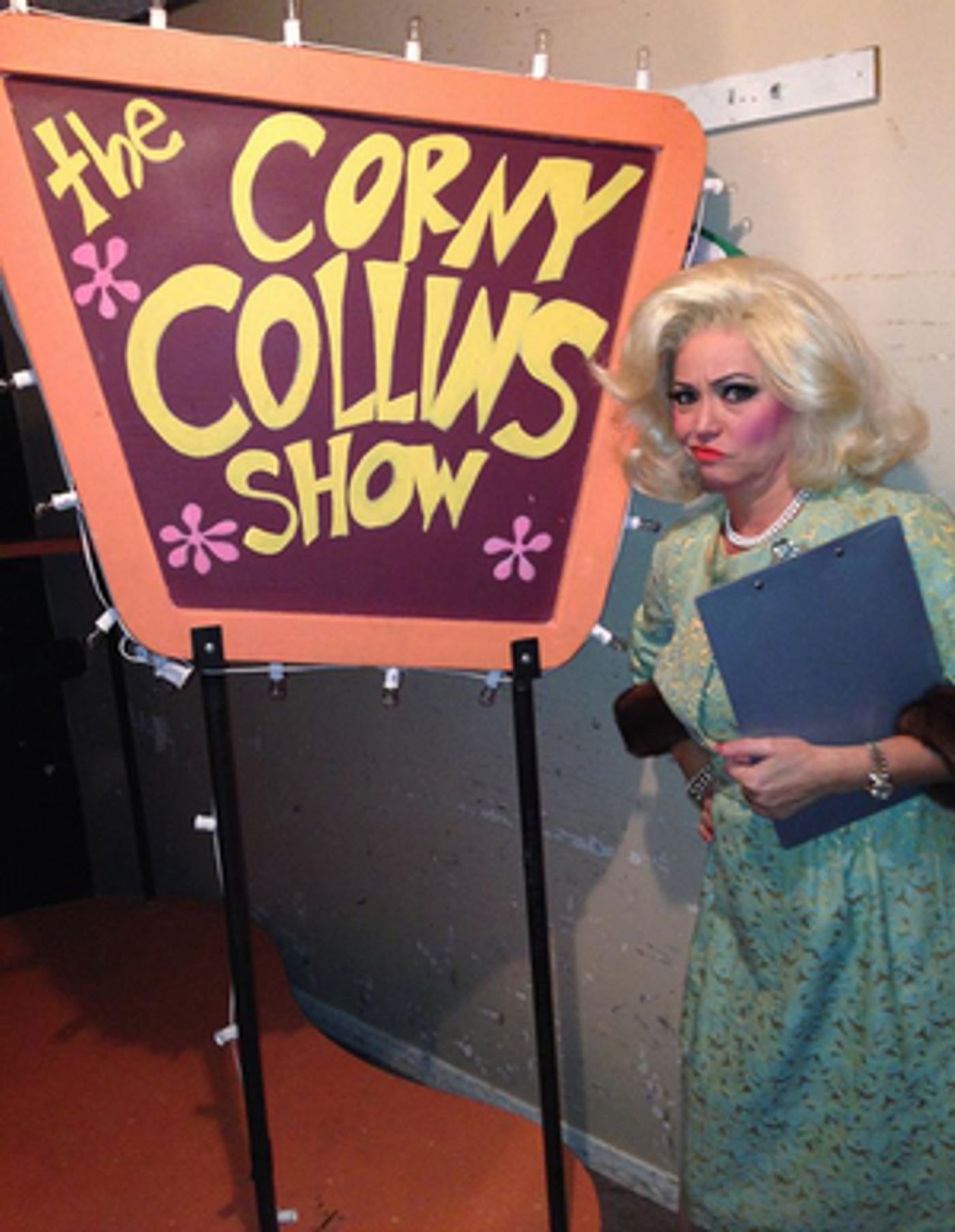 BWW Spotlight Series: Meet Julia Buis, an L.A. Actor Who Traveled the World Entertaining Before Settling in Hamburg, Germany  Image