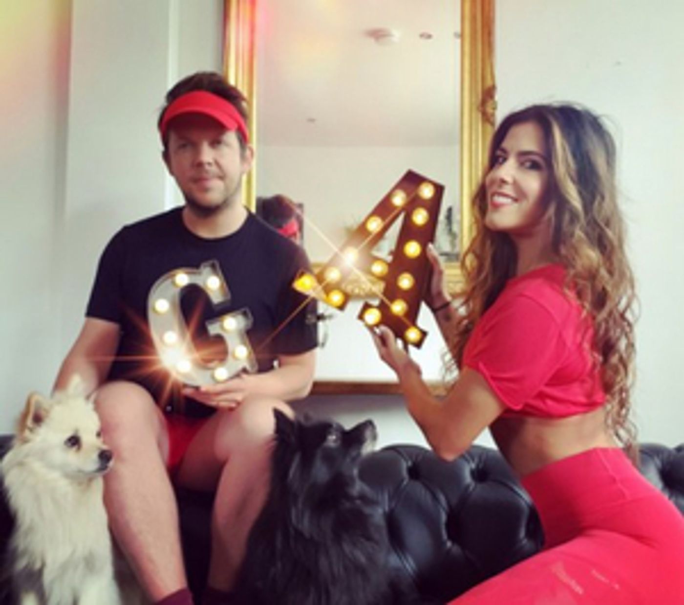 Aimie Atkinson Raises £10,421 For Save the Children in 24hr Musical-athon  Image