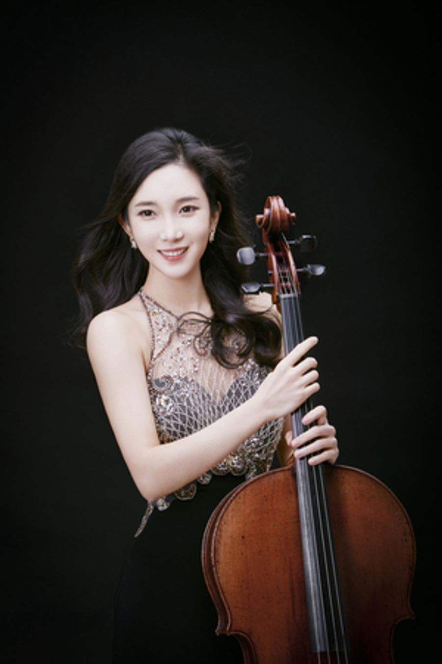 Acclaimed Cellist Hee-Young Lim Releases New CD Image