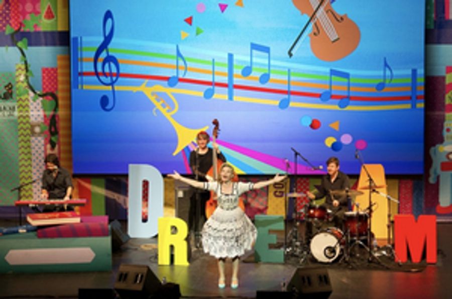 Justine Clarke to Perform Live With Riverside Theatres Digital Image