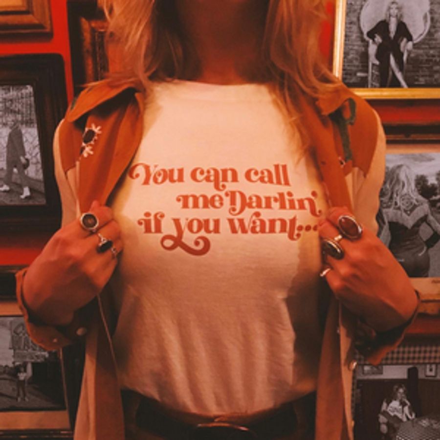 Kelley Swindall Releases New Song 'You Can Call Me Darlin' If You Want' Image