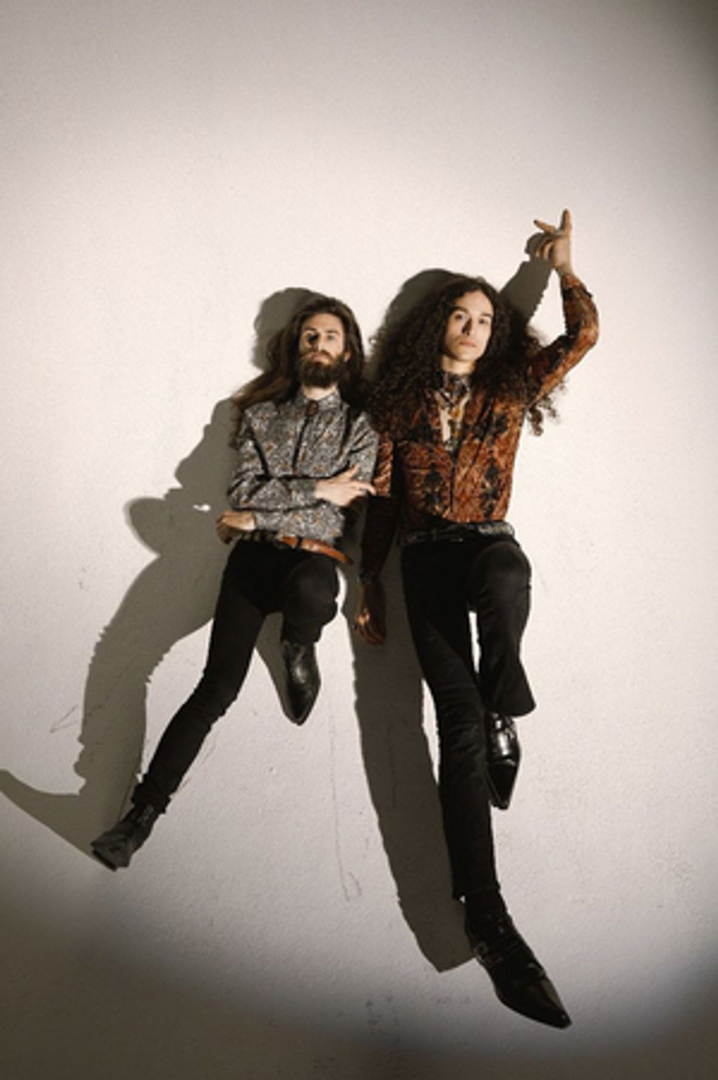 Crown Lands Share New Acoustic EP WAYWARD FLYERS VOLUME 1  Image