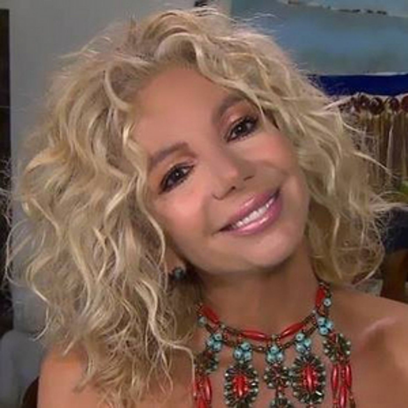 BWW Spotlight Series: Meet Comedian Carla Collins, Host of SHELTER AT 'OM: Comedic Meditation Benefiting the Whitefire Theatre  Image