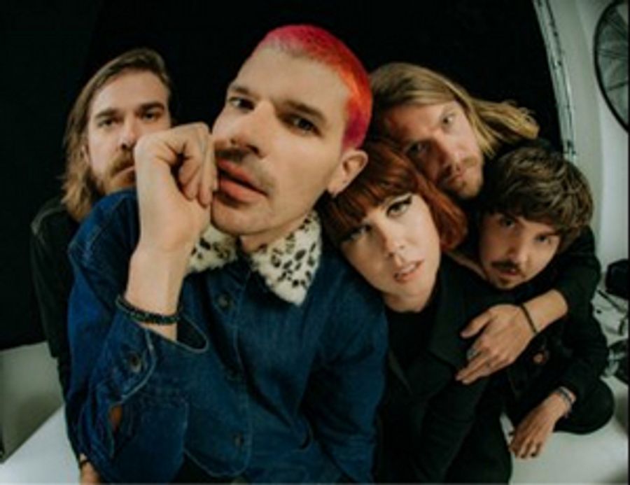 Grouplove Releases Official Cover Of Robyn's 'Dancing On My Own' Image