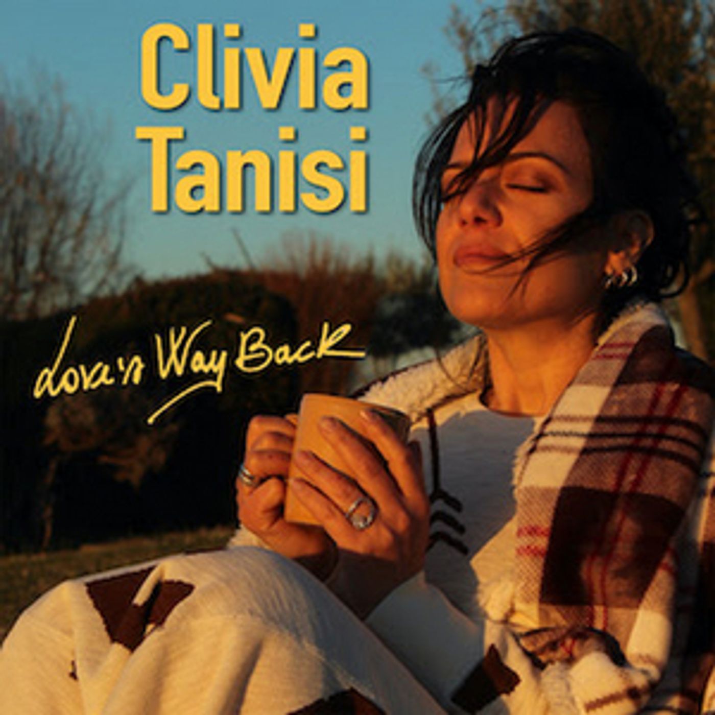 Italian Vocalist Clivia Tanisi Makes her Debut With LOVE'S WAY BACK  Image