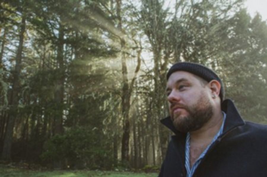 Nathaniel Rateliff Debuts Quarantine-Inspired 'Time Stands' Video Image