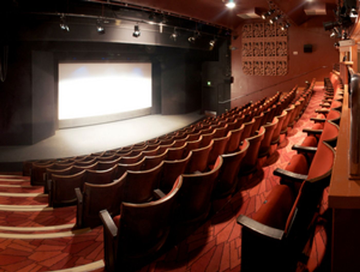 Scarborough's Stephen Joseph Theatre Slowly Reopens in July  Image