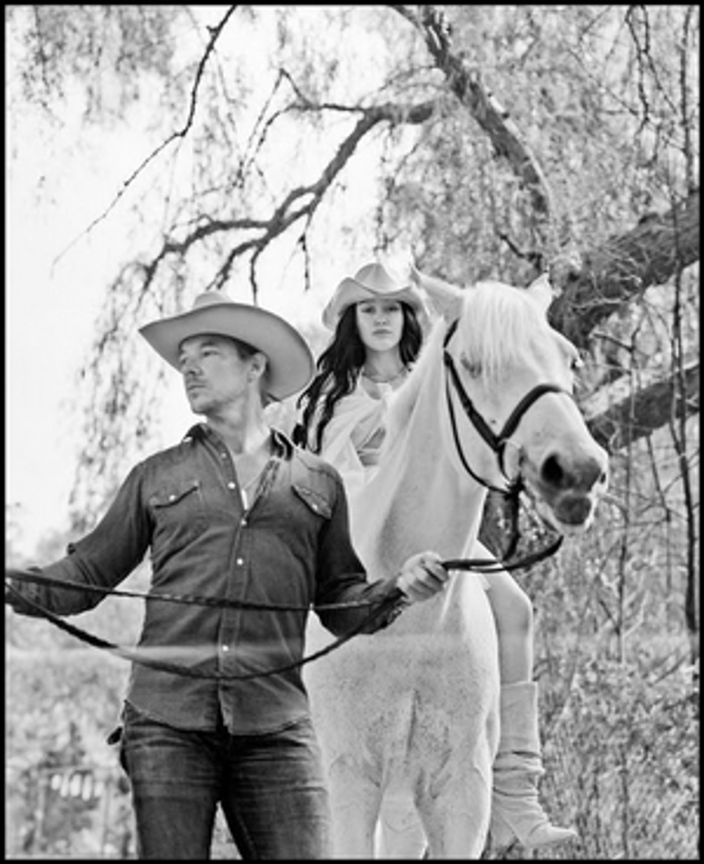 Diplo Shares Video for 'On Mine' Featuring Noah Cyrus Diplo Shares Video for 'On Mine' Featuring Noah Cyrus Image