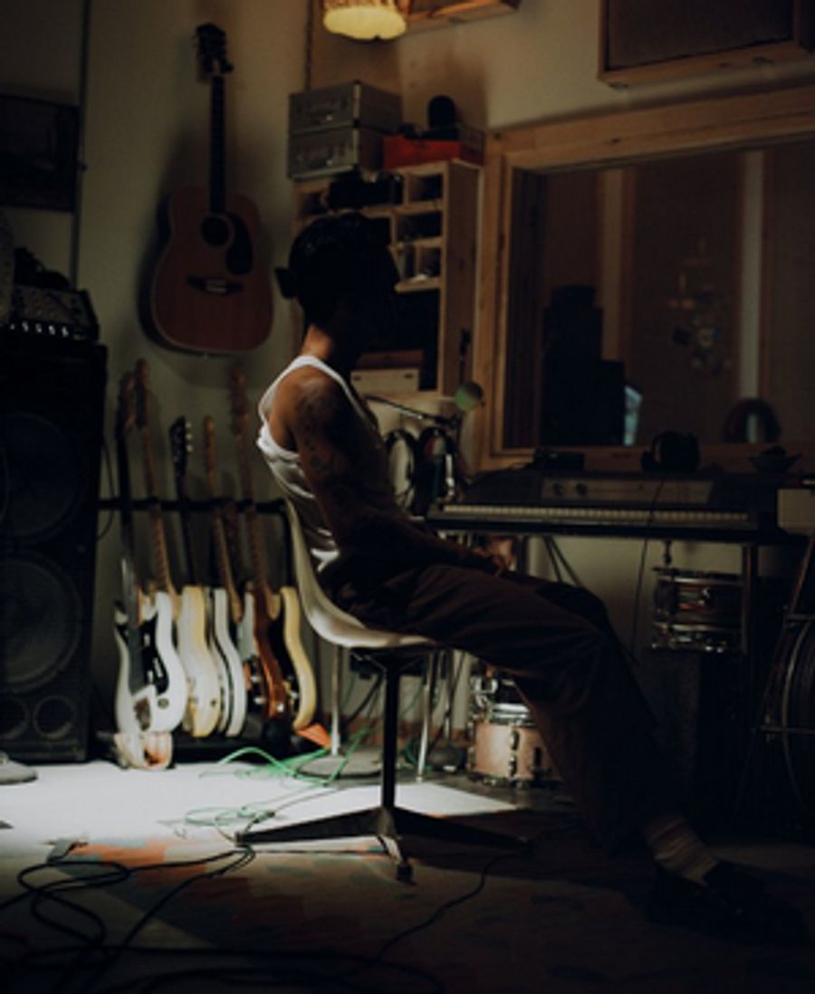 Lionel Boy Shares Video For 'Lately' Image