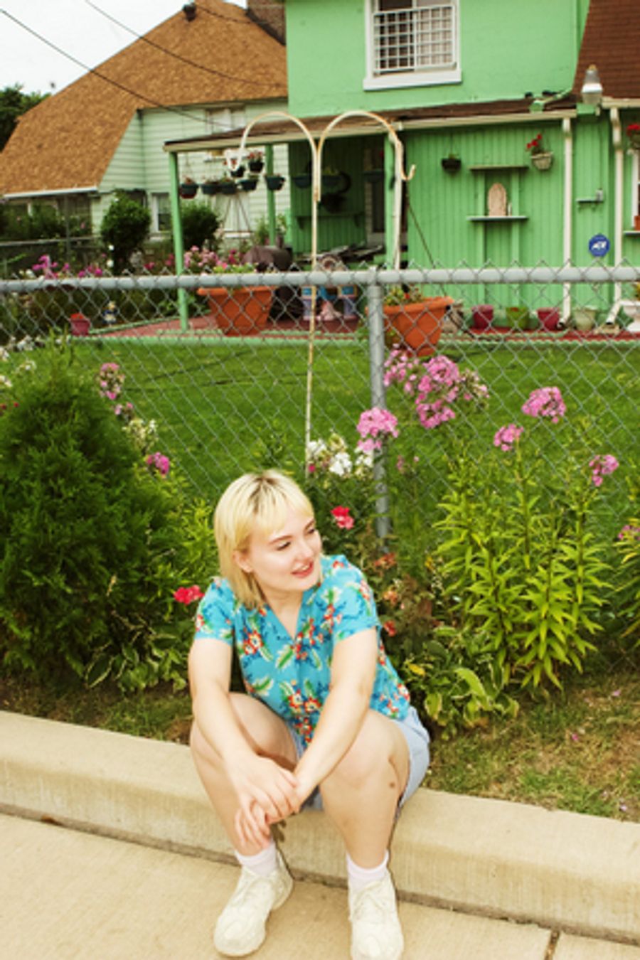 Jackie Hayes Shares Debut EP TAKE IT, LEAVE IT Image