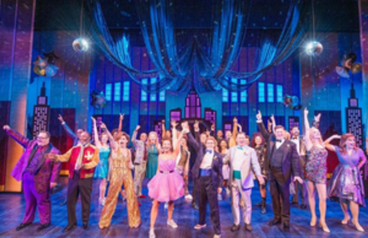 THE PROM Film Resumes Production This Week  Image