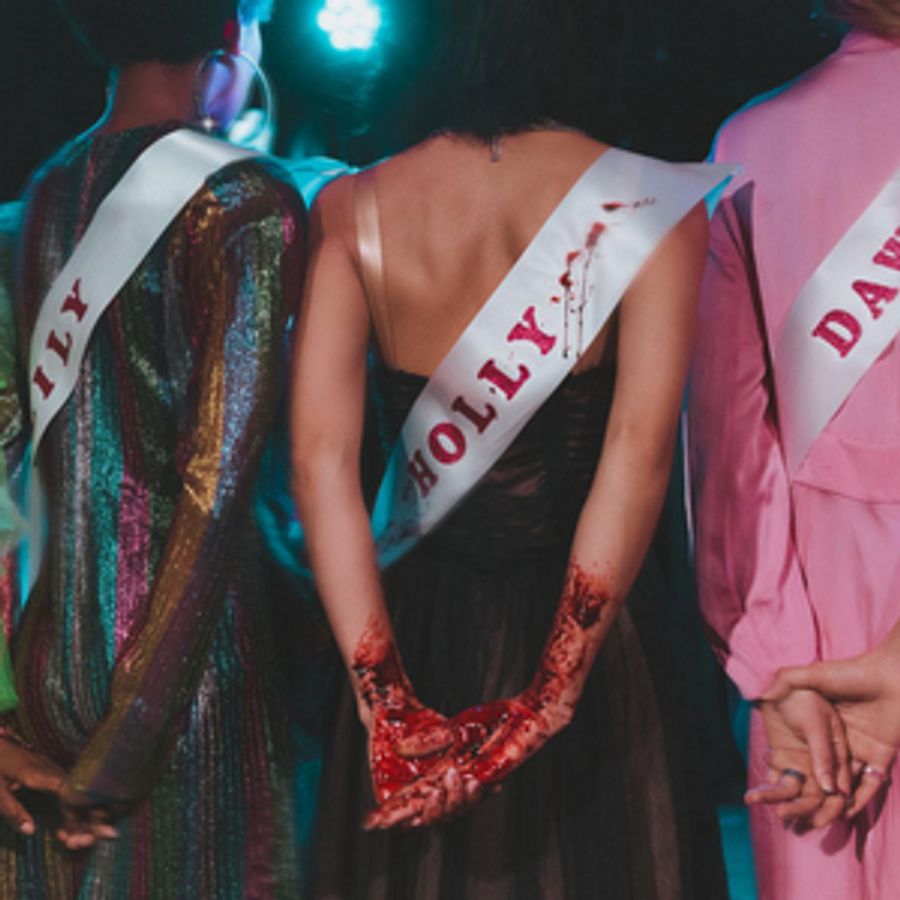 Luna Aura Announces New EP THREE CHEERS FOR THE AMERICAN BEAUTY Image