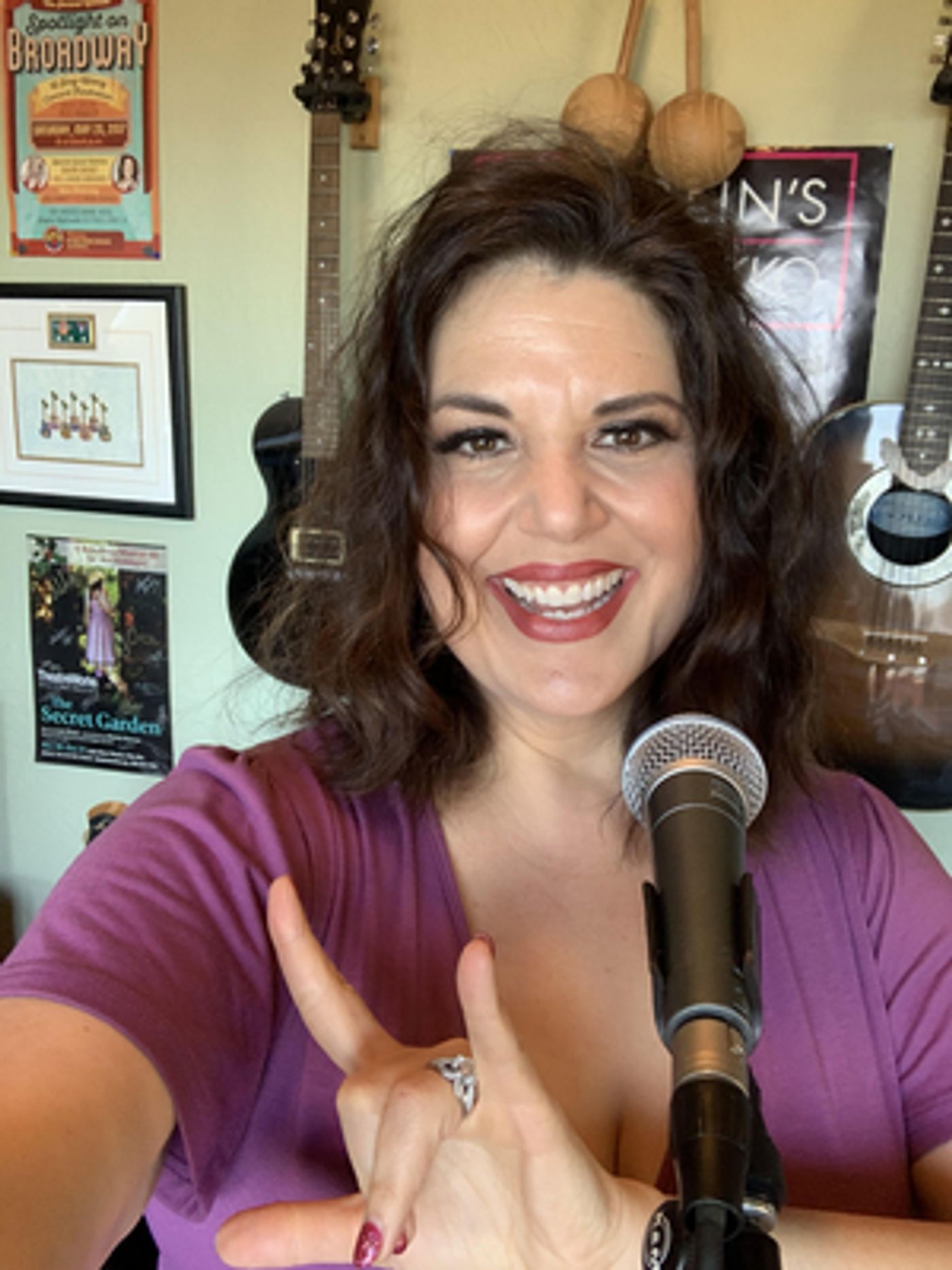 Interview: At Home With Leanne Borghesi Interview: At Home With Leanne Borghesi Image