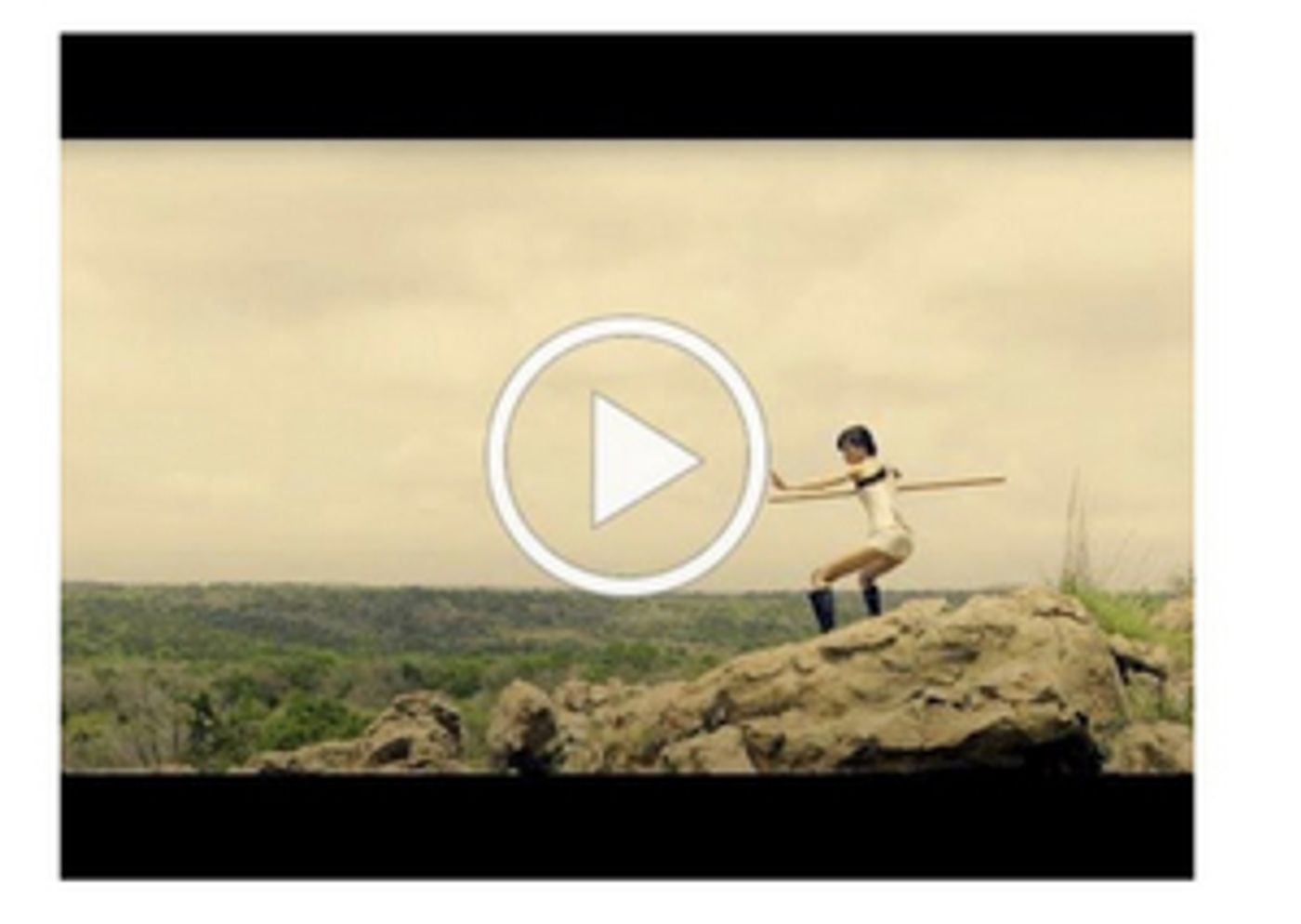 MOBLEY Premieres Collaborative Visual Album 'A Home Unfamiliar' on Youtube  Image