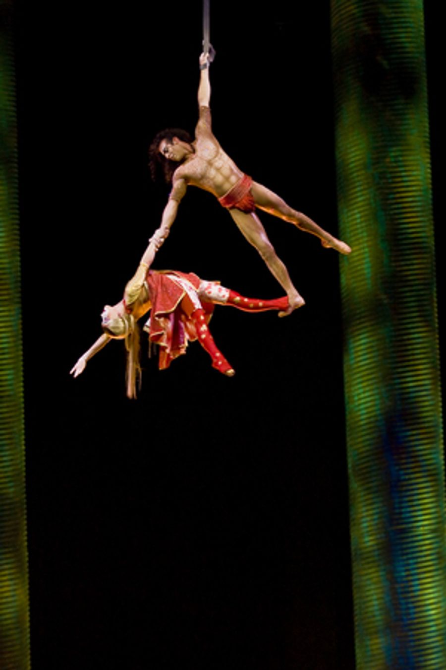 Cirque du Soleil to Feature MYSTÈRE, KÀ, AND “O”on CIRQUECONNECT Image