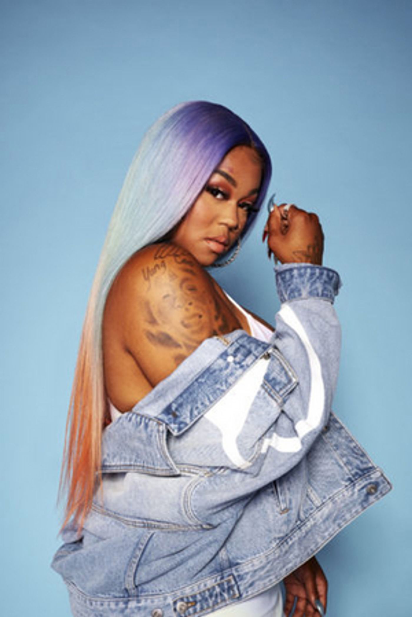 Jucee Froot Releases Anthemic New Song 'Champion'  Image